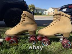 BUNDLE 1970s Calf Suede/wool SureGrip Roller skates and Lizzie Armato 187 Pads