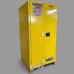 JUSTRITE Sure-Grip EX Flammable Liquid Safety Storage Cabinet 90 Gal 43wx34dx65h