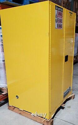 Justrite 896020 Sure-Grip EX Flammable Safety Cabinet, 60 gallon, 2 self-close