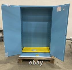 Justrite Sure-Grip 45 Gal. EX Steel Hazardous Material Storage Cabinet 894502