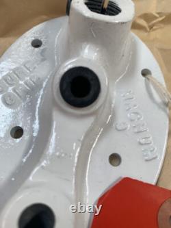 NOS Sure Grip White Magnesium Magnum speed roller skate plates size 9 withtrucks