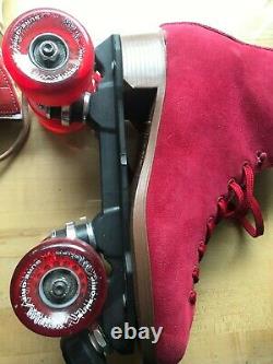 New-Sure grip Boardwalk-Outdoor Roller Skates-womens sz 9 RED suede retro style