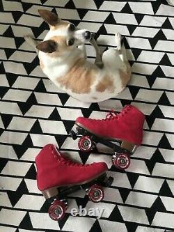 New-Sure grip Boardwalk-Outdoor Roller Skates-womens sz 9 RED suede retro style