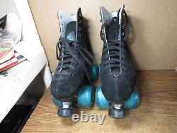 Sure Grip Boardwalk Roller Skates, Black Suede Size 6