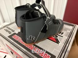 Bottes de roller derby Sure Grip ISIS taille 6