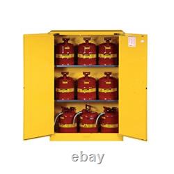 Cabinet de sécurité standard Sure-Grip EX JUSTRITE 894500, 43 l x 18 p x 65 h, Jaune
