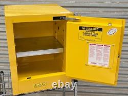 Cabinet de stockage de liquides inflammables JUSTRITE 890420 Sure-Grip EX, 4 gallons, jaune