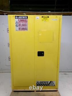 Cabinet de stockage pour substances inflammables Justrite Sure-Grip à fermeture automatique Mod 894520 Capacité 45 gallons