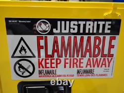 Justrite Sure-Grip EX Armoire de stockage de liquides inflammables de 4 gallons 890420