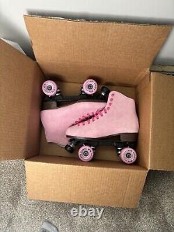 Patins à roulettes en suède rose Sure-Grip Boardwalk Quad extérieur femme 10 homme 9