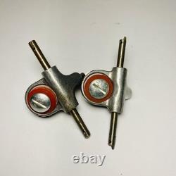 Plaques de patinage de vitesse Vintage Suregrip Kangaroo neuves avec essieux à clipser