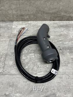 Poignée de contrôle Scorpion/ Sure Grip SU-G-A-SN-AA-N-N-N-120, 2 boutons 1 gâchette